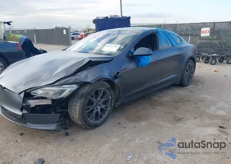 2021 Tesla Model S Long Range Dual Motor All-Wheel Drive z USA, uszkodzony, nr VIN 5YJSA1E58MF452527